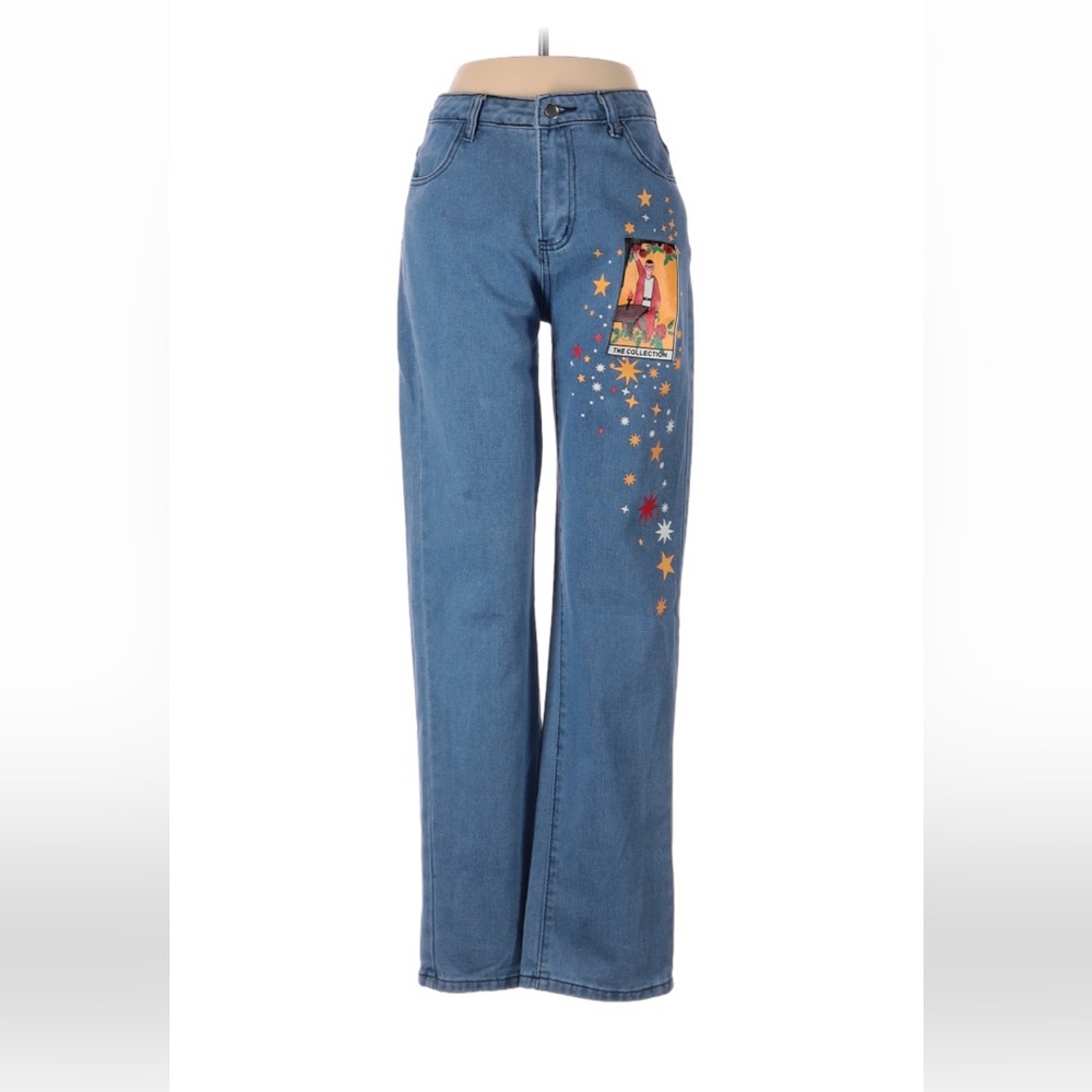 High waisted jeans with print detail